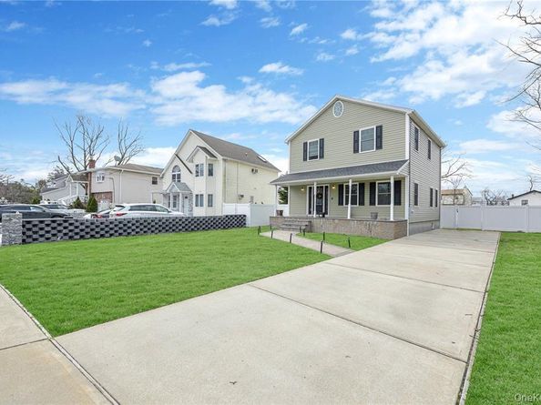 1246 Oakfield Avenue, Wantagh NY 11793