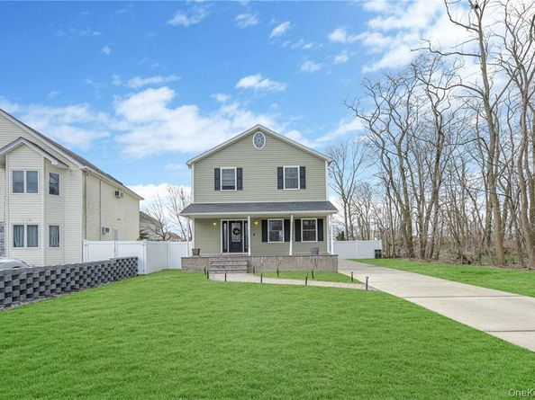 1246 Oakfield Avenue, Wantagh NY 11793