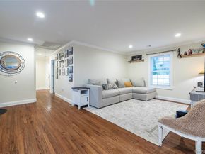 675 N Erie Avenue, Lindenhurst NY 11757