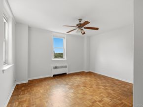 25 Knolls Crescent 4M, Bronx NY 10463