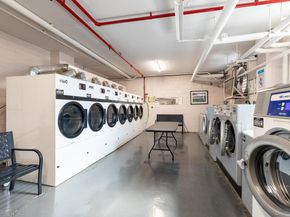 25 Knolls Crescent 4M, Bronx NY 10463