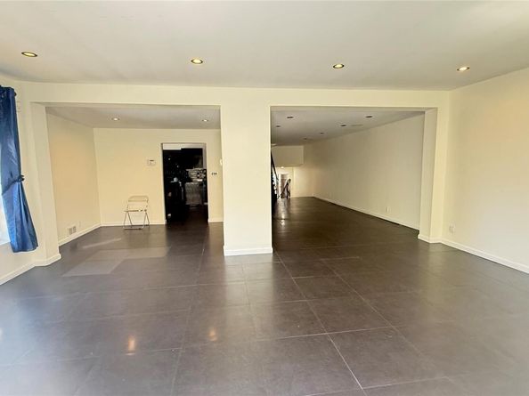 21544 23rd Road, Bayside NY 11360