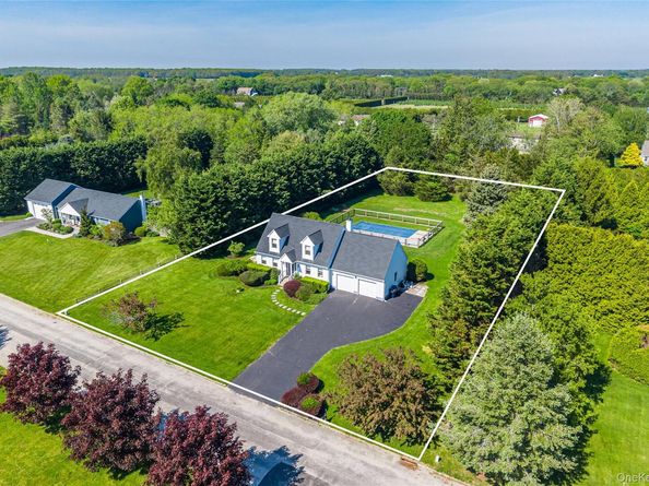 820 Gabriella Court, Mattituck NY 11952