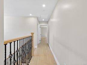 2 Lee Place, Old Bethpage NY 11804
