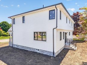 2 Lee Place, Old Bethpage NY 11804