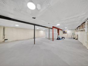 2 Lee Place, Old Bethpage NY 11804