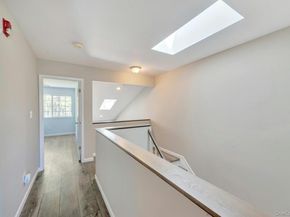 125 Farm House Court, Manorville NY 11949
