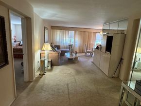 151-15 84th Street 3H, Howard Beach NY 11414