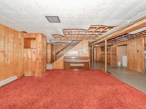 2 Parkview Place, Elmont NY 11003