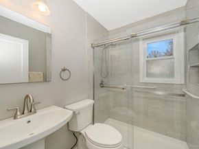 2 Parkview Place, Elmont NY 11003