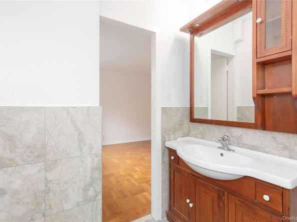 1200 Midland Avenue 5B, Bronxville NY 10708