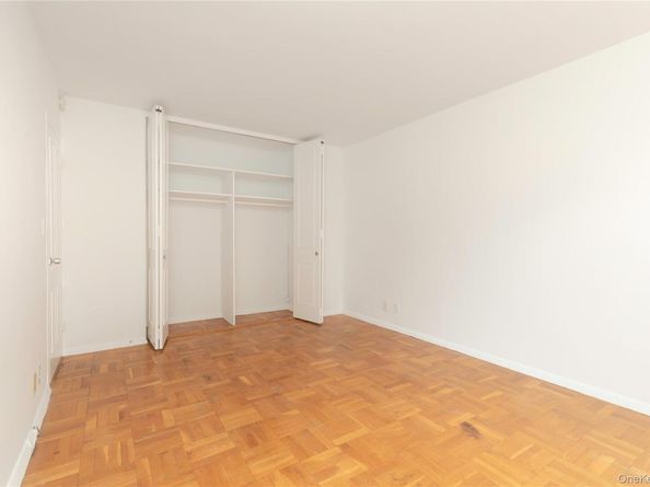 1200 Midland Avenue 5B, Bronxville NY 10708