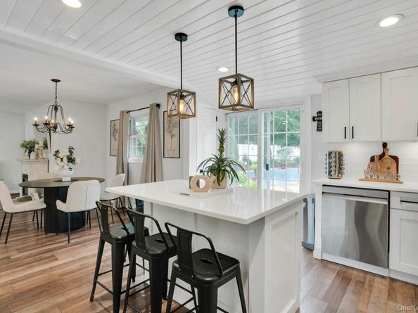 12 Rachel Avenue, Commack NY 11725