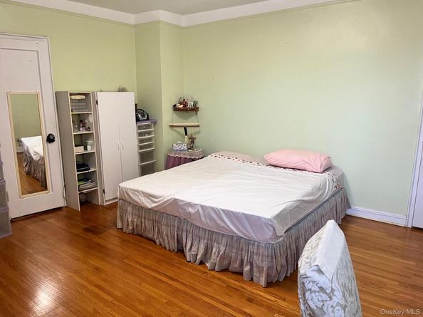 84-49 168th Street 2B, Jamaica Hills NY 11432