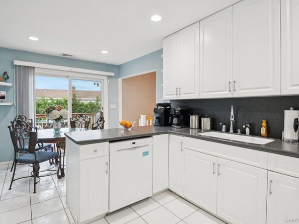 2794 Judith Drive, Bellmore NY 11710