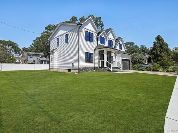 2239 Henry Street, North Bellmore NY 11710