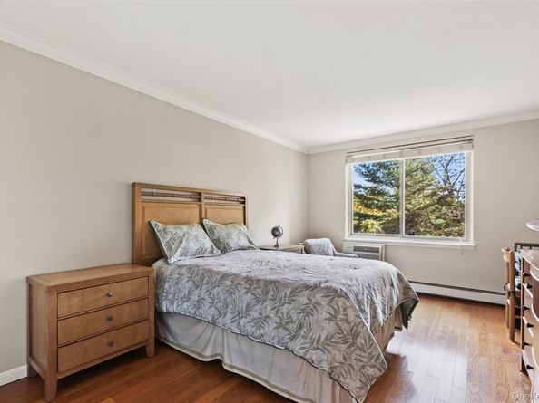 2 Fountain Lane 1N, Scarsdale NY 10583