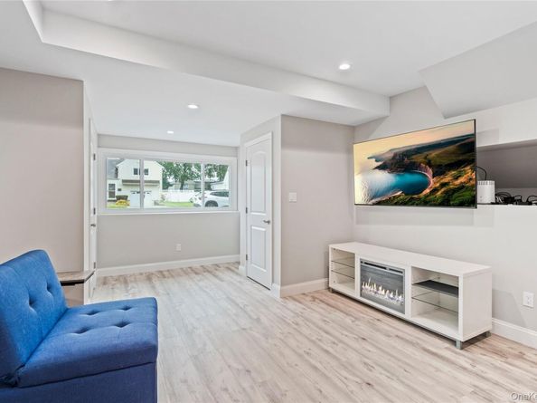 41 Poplar Street, Massapequa NY 11758