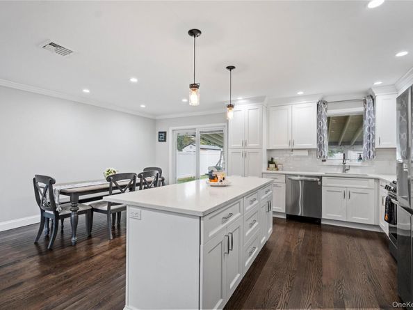 41 Poplar Street, Massapequa NY 11758