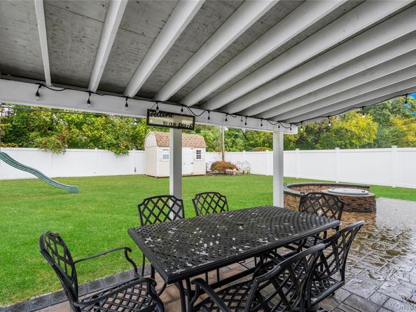 41 Poplar Street, Massapequa NY 11758