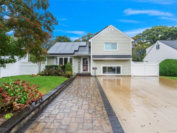 41 Poplar Street, Massapequa NY 11758