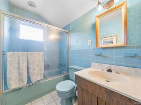 68 7th Street, Bay Shore NY 11706