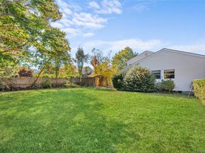 68 7th Street, Bay Shore NY 11706