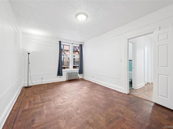 41-25 44th Street C5, Sunnyside NY 11104