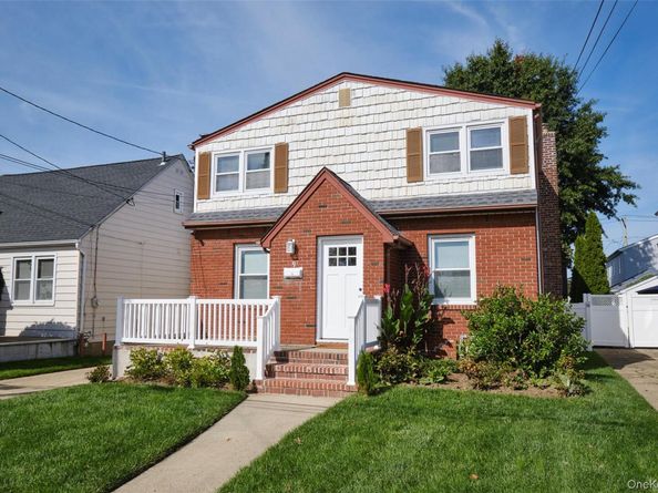 9 Court Street, Elmont NY 11003