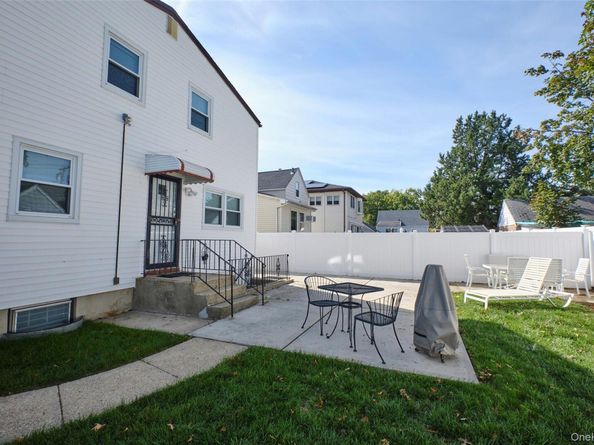 9 Court Street, Elmont NY 11003