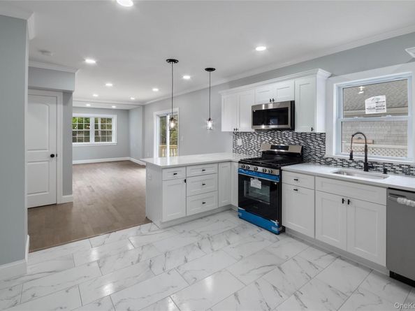 385 Clayton Street, Central Islip NY 11722