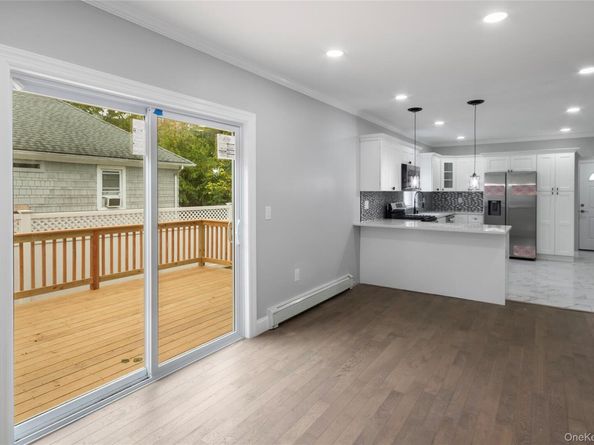 385 Clayton Street, Central Islip NY 11722