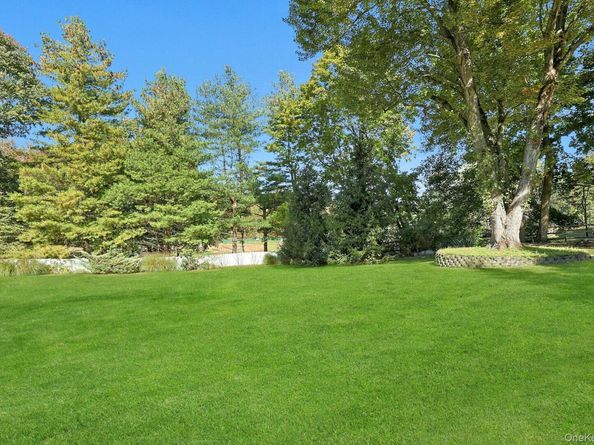 1 Eunice Lane, Thornwood NY 10594