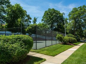 93 Palo Alto Drive, Plainview NY 11803