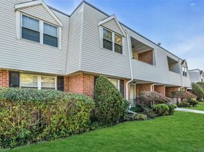 93 Palo Alto Drive, Plainview NY 11803
