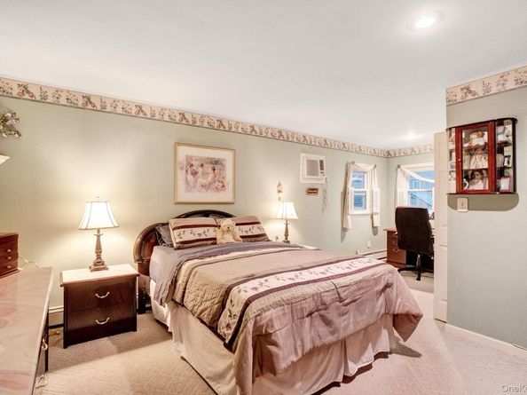 179 Swan Lane, Levittown NY 11756