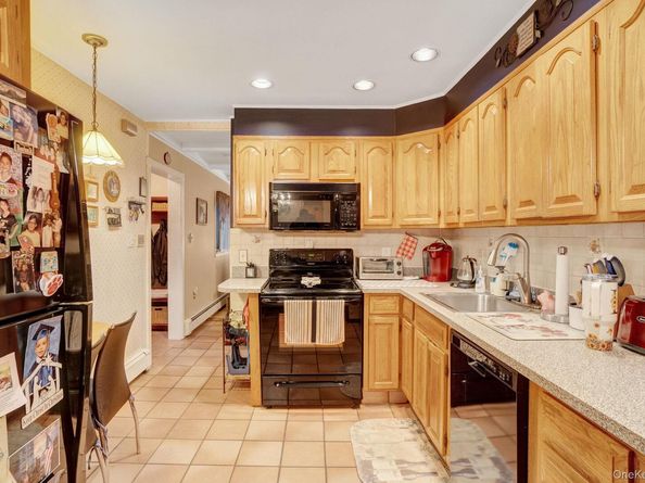 179 Swan Lane, Levittown NY 11756