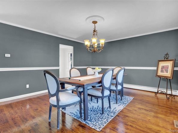 30 Kilroy Drive, Mastic NY 11950