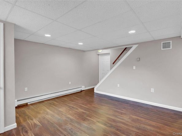 30 Kilroy Drive, Mastic NY 11950