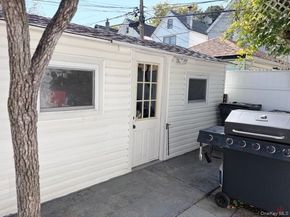 7818 65th Street, Glendale NY 11385