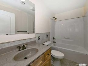 3665 Carrel Boulevard, Oceanside NY 11572