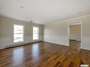 3665 Carrel Boulevard, Oceanside NY 11572