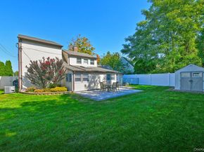 114 Twig Lane, Levittown NY 11756
