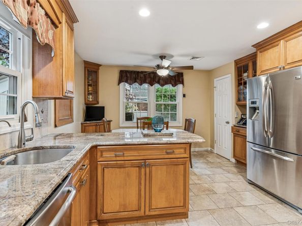 126 Andover Road, Rockville Centre NY 11570