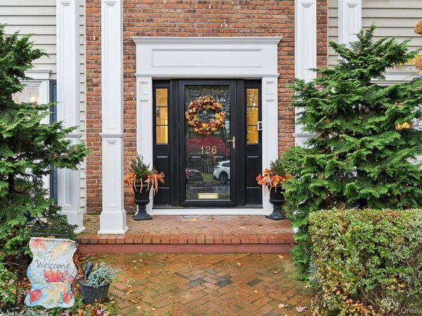 126 Andover Road, Rockville Centre NY 11570