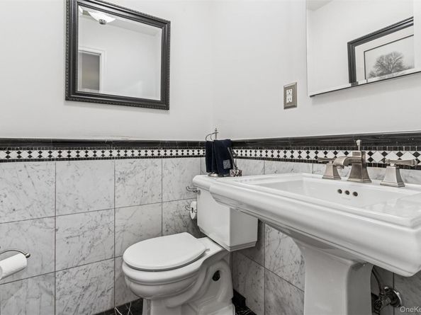 126 Andover Road, Rockville Centre NY 11570