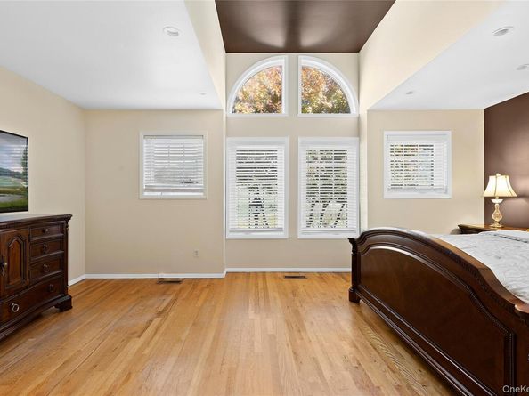 230 Glen Street, Glen Cove NY 11542