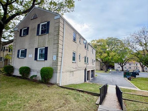 65-26B 223 Place 2, Bayside NY 11364