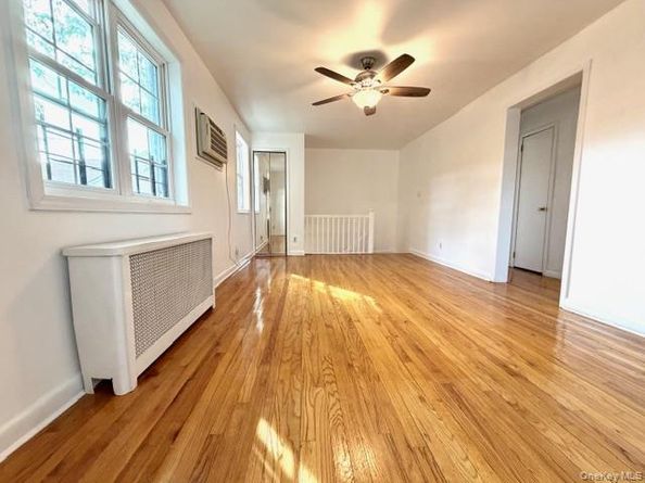 65-26B 223 Place 2, Bayside NY 11364