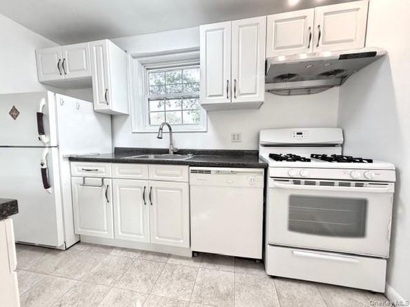 65-26B 223 Place 2, Bayside NY 11364